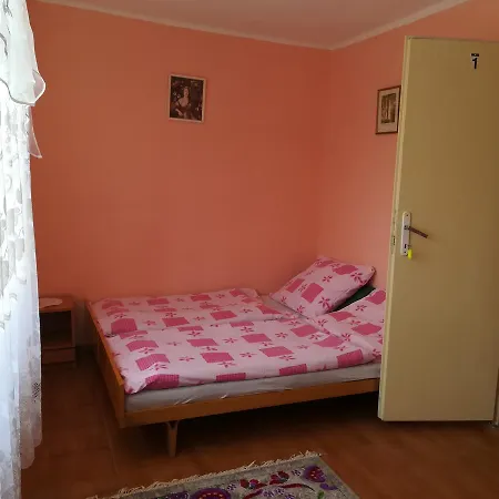 Agnesa Apartment *